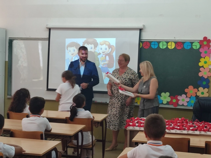 ​Јаневска: Училиштата да ги следат протоколите за постапување кога температурите се превисоки