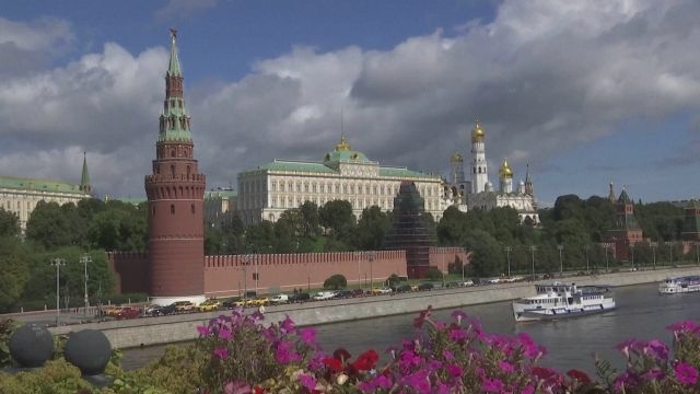 „Единствена Русија“ убедливо води на парламентарните избори
