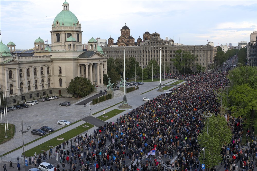 Нови масовни протести денеска во Белград