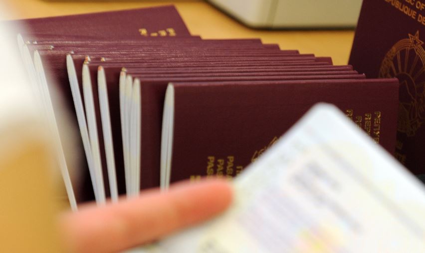 ВМРО-ДПМНЕ: СДСМ и ДУИ да не се фалат со хаосот што го направија туку да покажат доблест и да го гласаат законот за пасошите