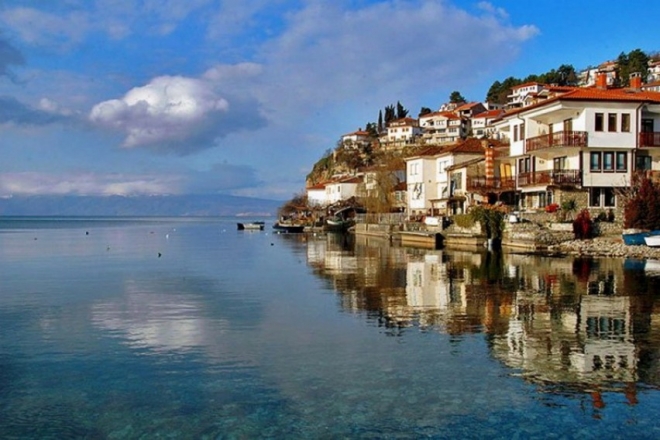 Велигден во Охрид – бројни верници ги наполнија храмовите